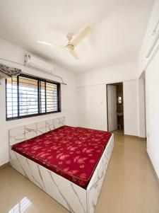 Bedroom Image of 1600 Sq.ft 3 BHK Apartment / Flat for sale in Magarpatta Jasminium, Magarpatta City Pune for Rs. 22000000