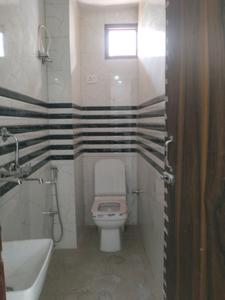 Common Bathroom Image of 700 Sq.ft 2 BHK Builder Floor for sale in New Ashok Nagar New Delhi for Rs. 5500000