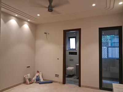 Bedroom Image of 1800 Sq.ft 3 BHK Builder Floor for sale in Paschim Vihar New Delhi for Rs. 39000000