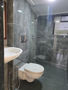 Common Bathroom Image of 900 Sq.ft 2 BHK Apartment / Flat for rent in Lodha Casa Supremo, Mira Road East Mira Bhayandar for Rs. 34500