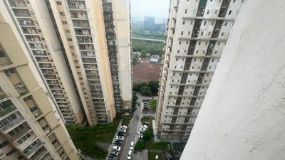 Image of 1285 Sq.ft 3 BHK Apartment / Flat for sale in Paras Tierea, Sector 137, Noida for Rs. 10500000