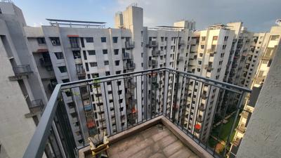 Balcony Image of 700 Sq.ft 1 BHK Apartment / Flat for rent in Lodha Lakeshore Greens, Palava Phase 2 Thane for Rs. 16000
