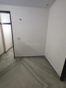 Bedroom Image of 950 Sq.ft 2 BHK Builder Floor for rent in Ramesh Nagar New Delhi for Rs. 24000