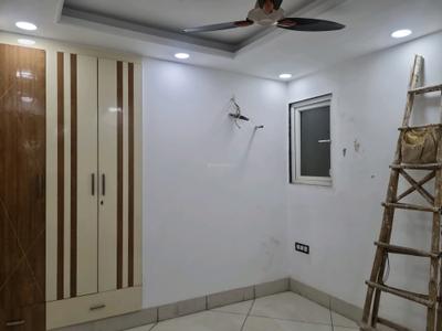 Bedroom Image of 1100 Sq.ft 4 BHK Builder Floor for sale in Mahavir Enclave New Delhi for Rs. 9000000