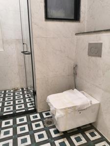 Common Bathroom Image of 1800 Sq.ft 3 BHK Builder Floor for sale in Sector 23 Gurgaon for Rs. 24999999