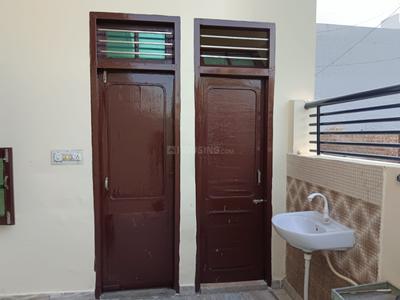 Balcony Image of 150 Sq.ft 2 BHK Independent House for rent in Amar Deep Colony Hisar for Rs. 9000