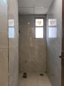 Common Bathroom Image of 1450 Sq.ft 3 BHK Apartment / Flat for sale in Noida Extension Greater Noida for Rs. 4800465
