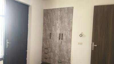 Bedroom Image of 1350 Sq.ft 2 BHK Apartment / Flat for sale in Arocon Golf Ville, Crossings Republik Ghaziabad for Rs. 9600000