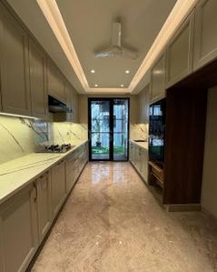 Kitchen Image of 2000 Sq.ft 4 BHK Apartment / Flat for sale in Sector 76 Noida for Rs. 7500000