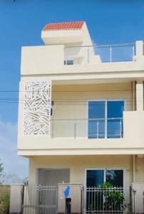 Image of 800 Sq.ft 3 BHK Villa for sale in Gaur Yamuna City, Yeida, Greater Noida for Rs. 14500000