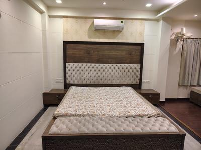 Bedroom Image of 1800 Sq.ft 2 BHK Apartment / Flat for rent in Ramdaspeth Nagpur for Rs. 40000