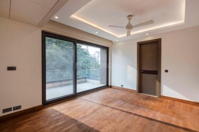 Bedroom Image of 2600 Sq.ft 4 BHK Builder Floor for rent in West End New Delhi for Rs. 500000