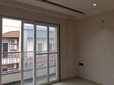 Bedroom Image of 1200 Sq.ft 3 BHK Builder Floor for sale in Raja Garden New Delhi for Rs. 25100000
