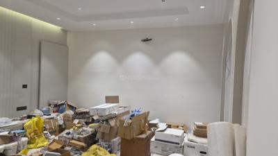Bedroom Image of 2970 Sq.ft 4 BHK Builder Floor for sale in Model Town New Delhi for Rs. 58000000