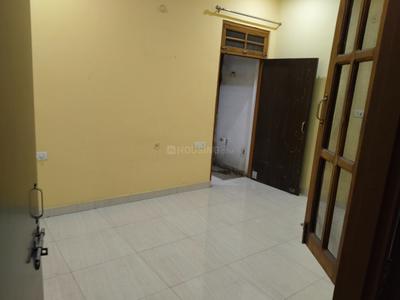 Bedroom Image of 1200 Sq.ft 2 BHK Builder Floor for rent in Matiyari Lucknow for Rs. 12000