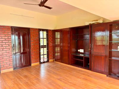 Bedroom Image of 5000 Sq.ft 6 BHK Independent House for sale in Panaiyur, Sholinganallur Chennai for Rs. 85000000