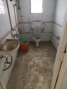 Image of 750 Sq.ft 3 BHK Apartment / Flat for sale in Royal Palms Summit Apartments, Goregaon East, Mumbai for Rs. 10000000