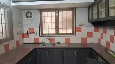 Kitchen Image of 1200 Sq.ft 2 BHK Apartment / Flat for sale in Thiruvanmiyur Chennai for Rs. 11500001