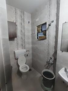 Bathroom Image of 800 Sq.ft 2 BHK Apartment / Flat for rent in Vadsar Vadodara for Rs. 19000