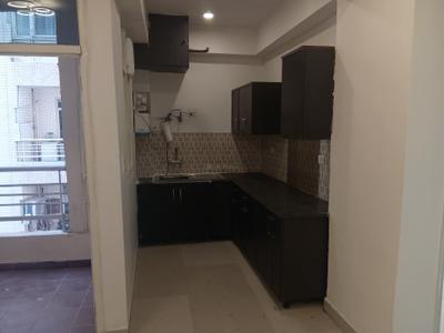 Kitchen Image of 950 Sq.ft 2 BHK Apartment / Flat for sale in Supertech Livingston, Crossings Republik Ghaziabad for Rs. 7500000