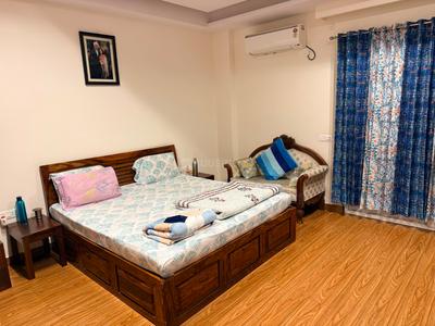 Bedroom Image of 2700 Sq.ft 3 BHK Builder Floor for rent in Palam Vihar Gurgaon for Rs. 66000