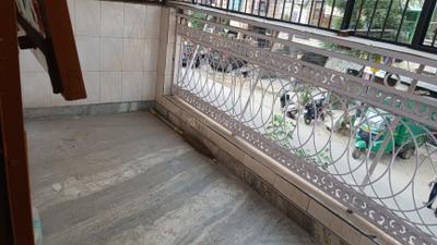 Balcony Image of 550 Sq.ft 1 BHK Apartment / Flat for sale in Shalimar Garden Ghaziabad for Rs. 2600000