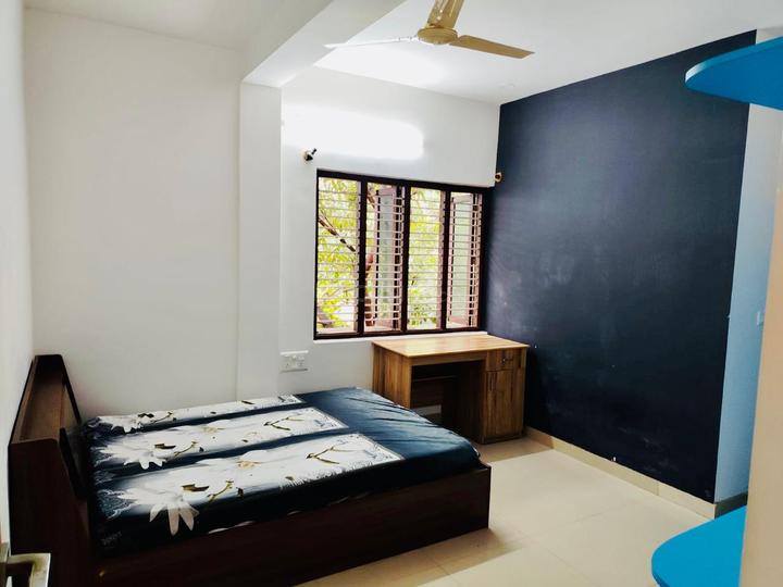 Lakedew Residency- Phase 2, Harlur Bedroom 1