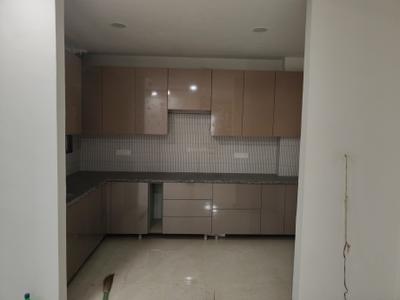 Kitchen Image of 1800 Sq.ft 4 BHK Apartment / Flat for sale in Sector 102 Noida for Rs. 8450000