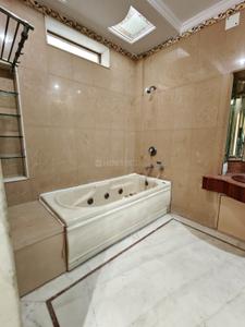 Image of 2400 Sq.ft 5 BHK Apartment / Flat for rent in Salt Lake City, Kolkata for Rs. 119000