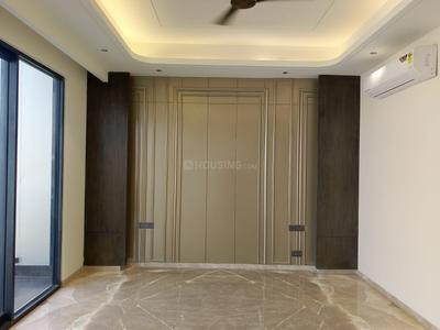 Bedroom Image of 2700 Sq.ft 4 BHK Builder Floor for sale in Greater Kailash II New Delhi for Rs. 110000000