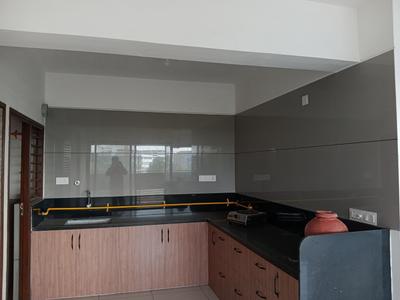 Kitchen Image of 2100 Sq.ft 2.5 BHK Apartment / Flat for rent in Anant Parmeshwar, Adalaj Gandhinagar for Rs. 25500
