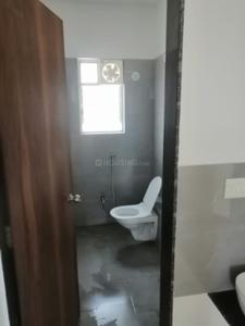 Bathroom Image of 1400 Sq.ft 2.5 BHK Apartment / Flat for sale in Darsheel Luminare Heights, Ambegaon Budruk Pune for Rs. 9000000