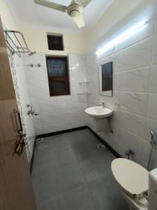 Image of 5000 Sq.ft 5 BHK Independent House for rent in Sector 40, Noida for Rs. 160000