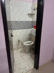 Bathroom Image of 790 Sq.ft 2 BHK Apartment / Flat for sale in Pratap Vihar Ghaziabad for Rs. 3500000