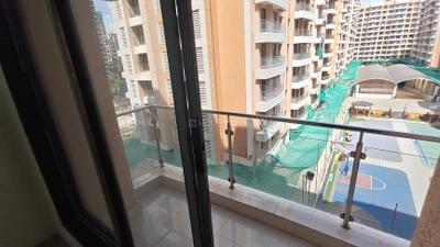 Balcony Image of 850 Sq.ft 2.5 BHK Apartment / Flat for rent in Borivali East Mumbai for Rs. 55000