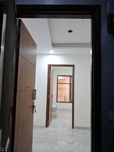 Main Entrance Image of 750 Sq.ft 2 BHK Builder Floor for rent in Mansarover Garden New Delhi for Rs. 30000