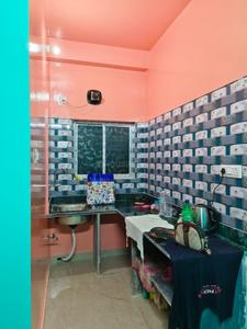 Kitchen Image of 850 Sq.ft 2 BHK Apartment / Flat for rent in Airport Gate no. 1 Kolkata for Rs. 15500