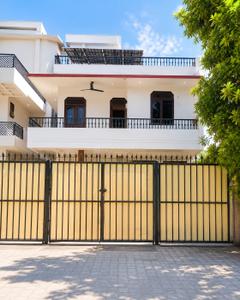 Image of 1980 Sq.ft 7 BHK Independent House for sale in Kidwai Nagar, Kanpur for Rs. 35000000