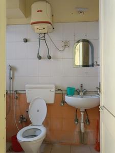 Bedroom One Image of 970 Sq.ft 3 BHK Apartment / Flat for rent in Merlin Grove, Sarada Pally Kolkata for Rs. 22000