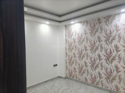 Bedroom Image of 900 Sq.ft 2 BHK Builder Floor for sale in Krishna Nagar New Delhi for Rs. 12000000