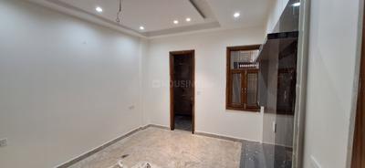 Bedroom Image of 1900 Sq.ft 3 BHK Builder Floor for sale in Janakpuri New Delhi for Rs. 26000000