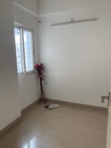 Bedroom Image of 1080 Sq.ft 2.5 BHK Apartment / Flat for rent in Express Zenith, Sector 77 Noida for Rs. 31000