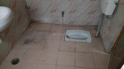 Image of 1600 Sq.ft 3 BHK Apartment / Flat for rent in Gosainganj, Lucknow for Rs. 22000