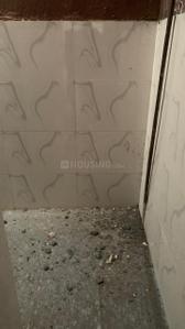 Bathroom Image of 1500 Sq.ft 3.5 BHK Builder Floor for rent in Anisabad Patna for Rs. 12000