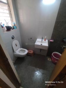Image of 750 Sq.ft 2 BHK Apartment / Flat for rent in Dahisar West, Mumbai for Rs. 42000