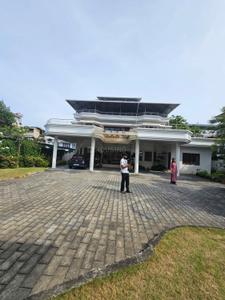 Image of 4300 Sq.ft 4 BHK Independent House for rent in M.G. Road, Kochi for Rs. 220000