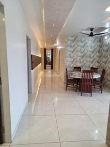 Hall Image of 4400 Sq.ft 4 BHK Apartment / Flat for sale in Alkapuri Vadodara for Rs. 30000000