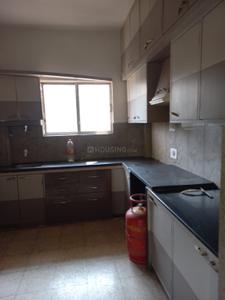 Kitchen Image of 950 Sq.ft 2 BHK Apartment / Flat for rent in Atur Park, Sangamvadi Pune for Rs. 40000