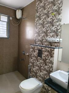 Bathroom Image of 1100 Sq.ft 2 BHK Apartment / Flat for rent in Kalpataru Nagar Nashik for Rs. 18000