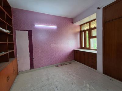 Bedroom Image of 1300 Sq.ft 3 BHK Apartment / Flat for sale in NPL Apartments, Vikaspuri New Delhi for Rs. 14800000